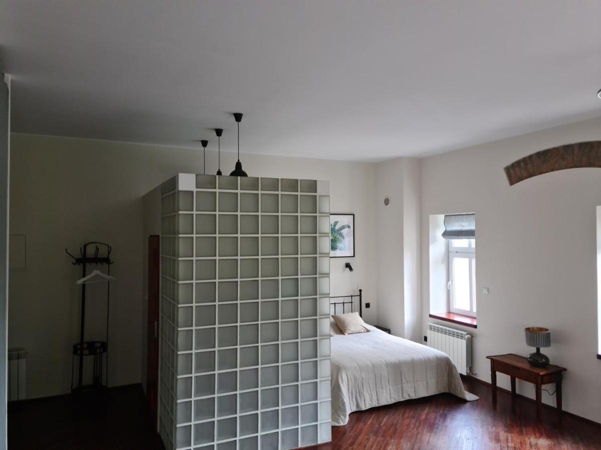 Apartamento Apartament W Starej Szkole Srebrna Góra Exterior foto